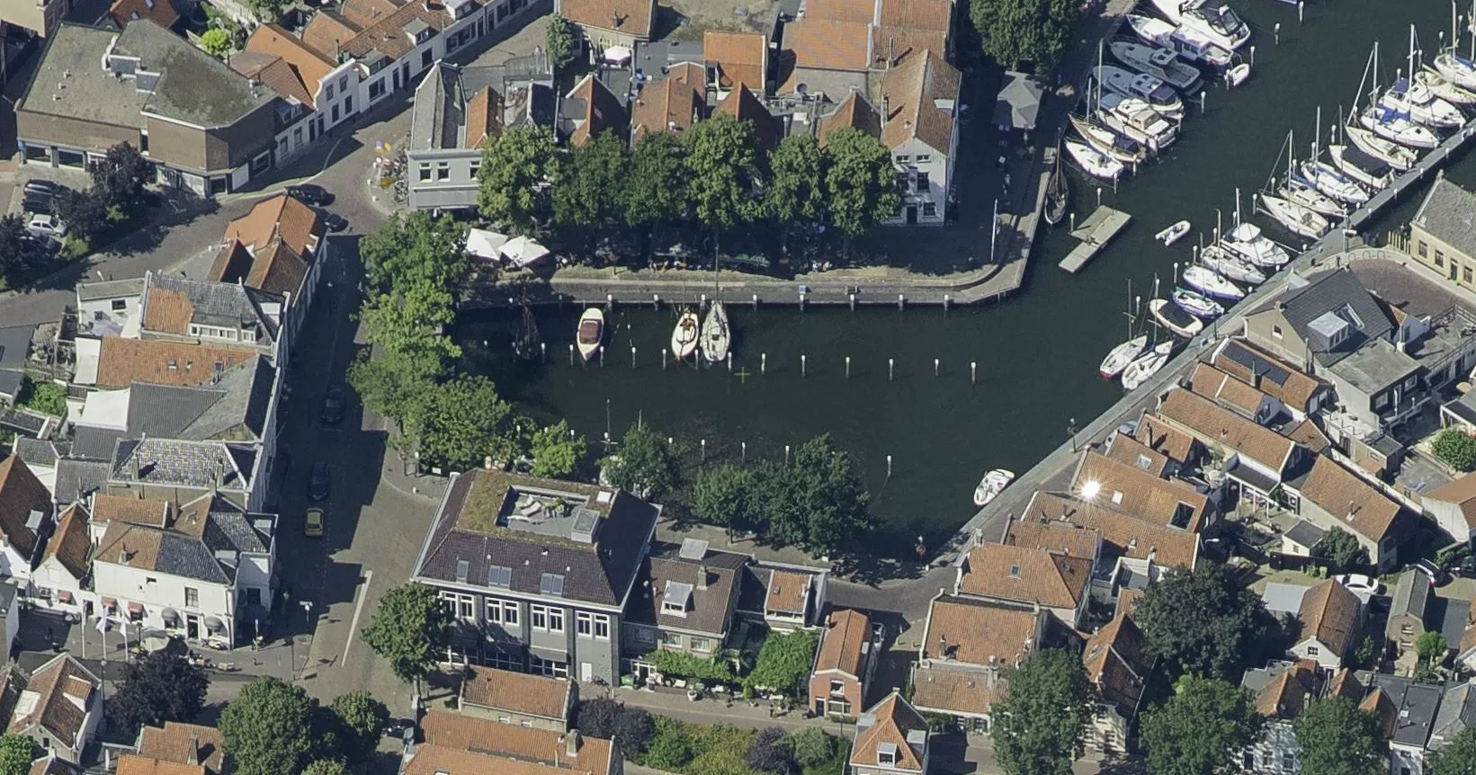 luchtfoto havenkom middelharnis