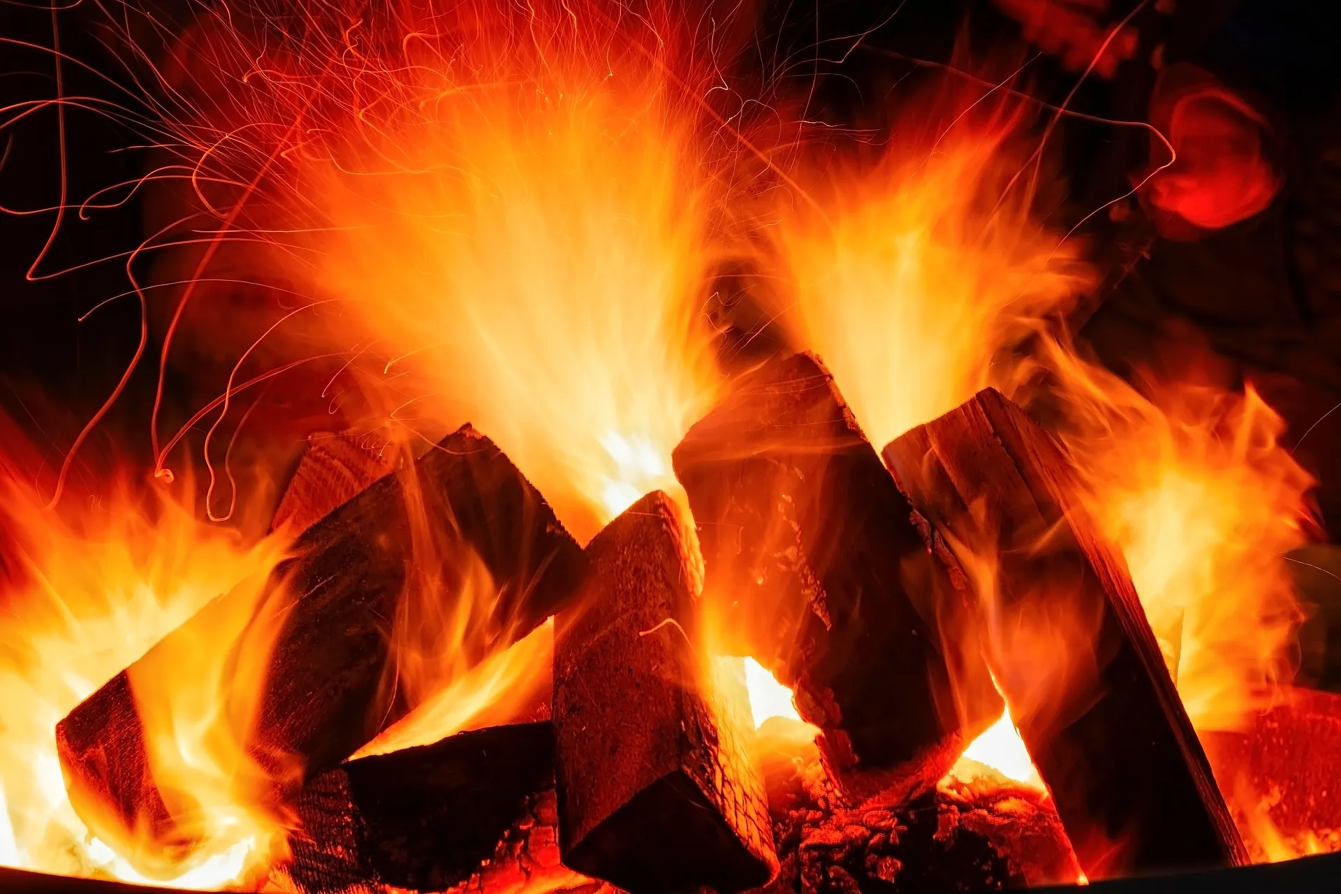 open fire 3879031 1920