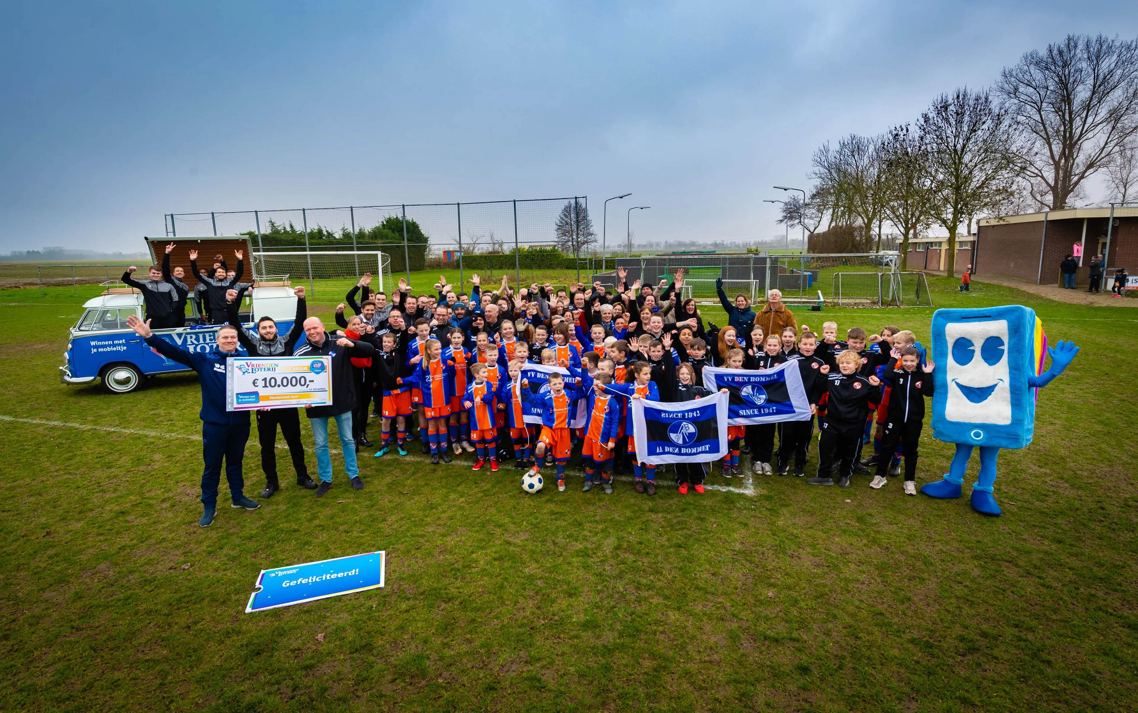 vv den bommel door vriendenloterij benoemd tot club van de week
