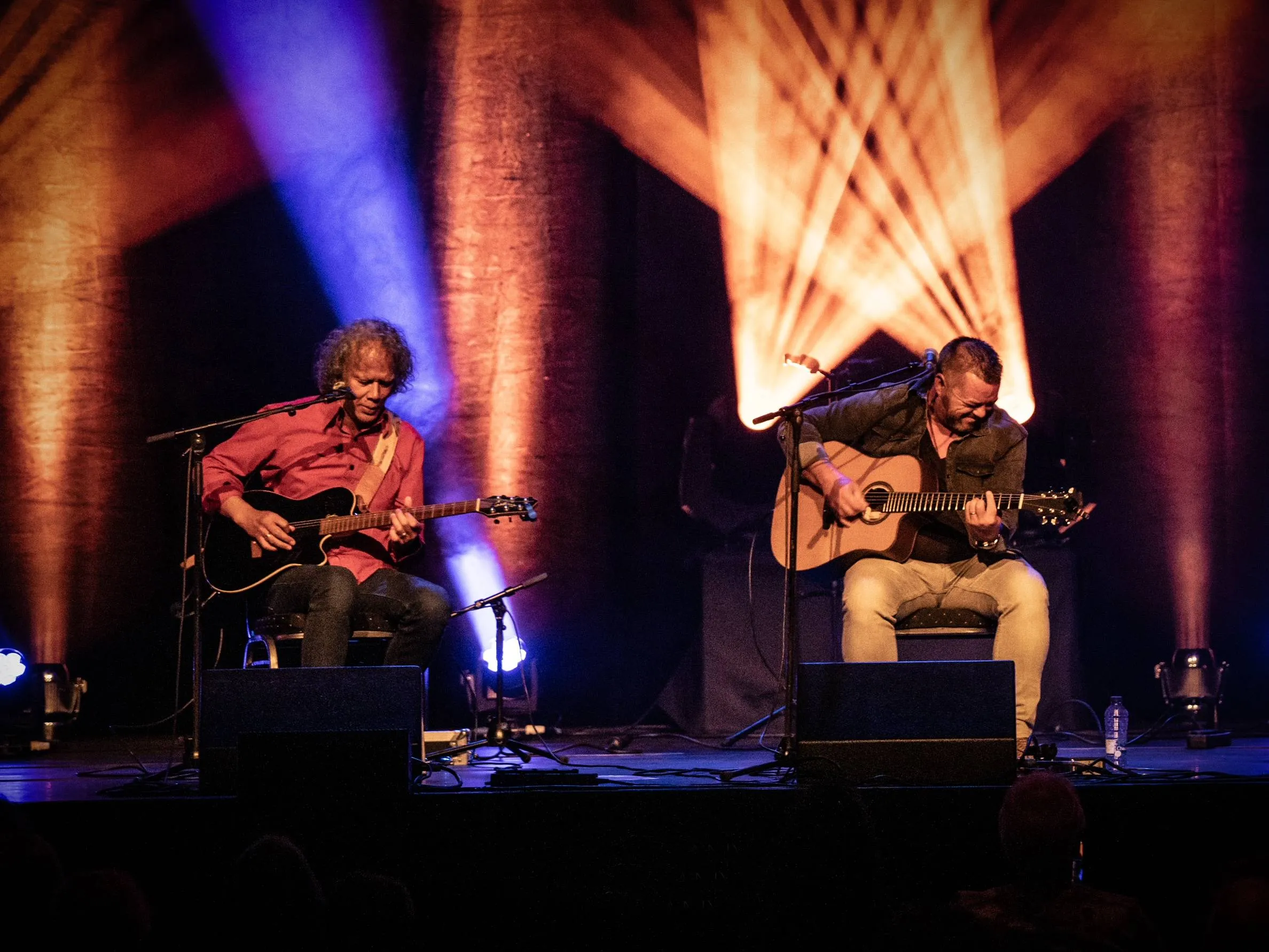 pers foto anya erwin en sean duo unplugged 1 kopieren