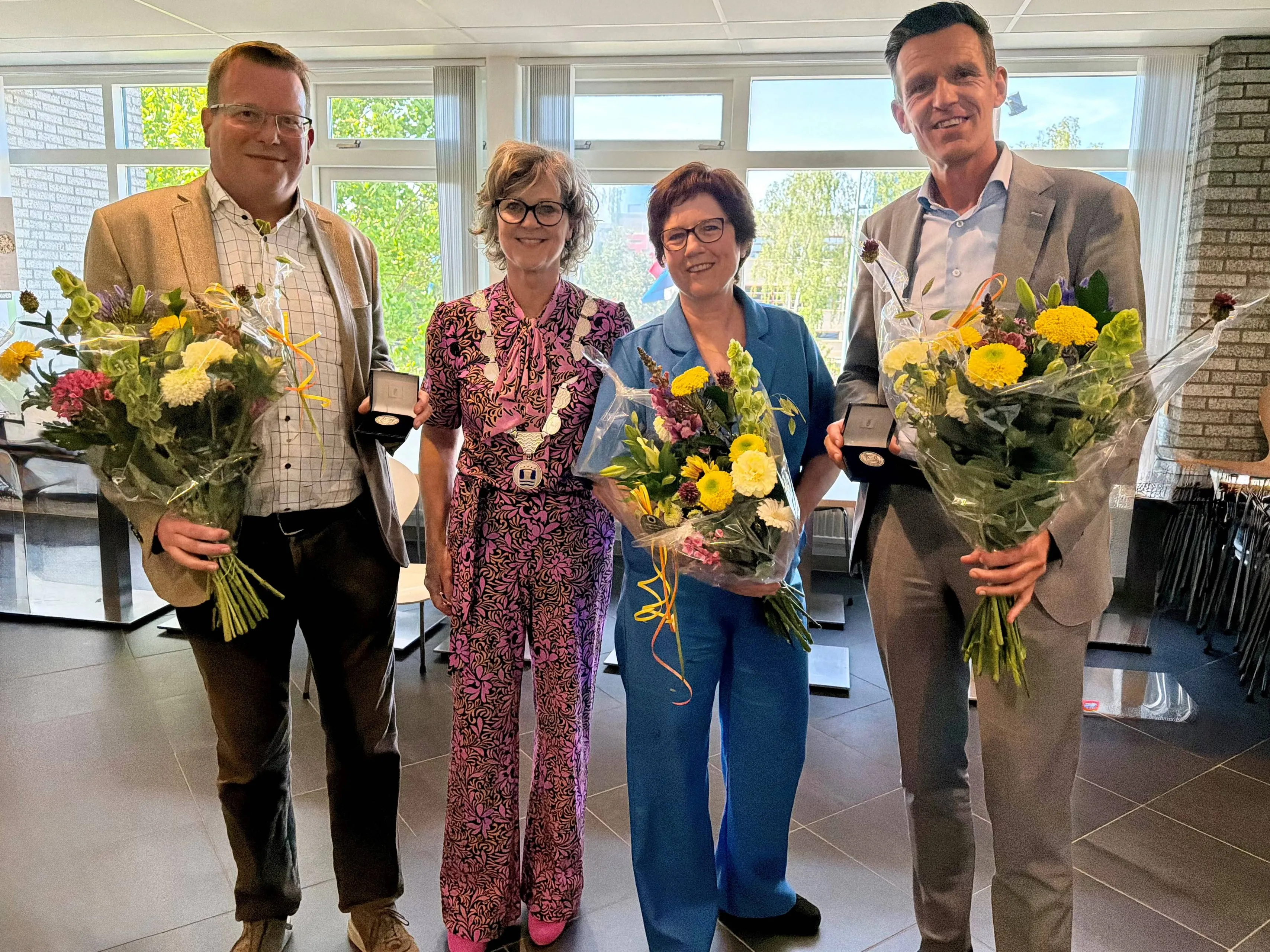 Foto afscheid wethouders