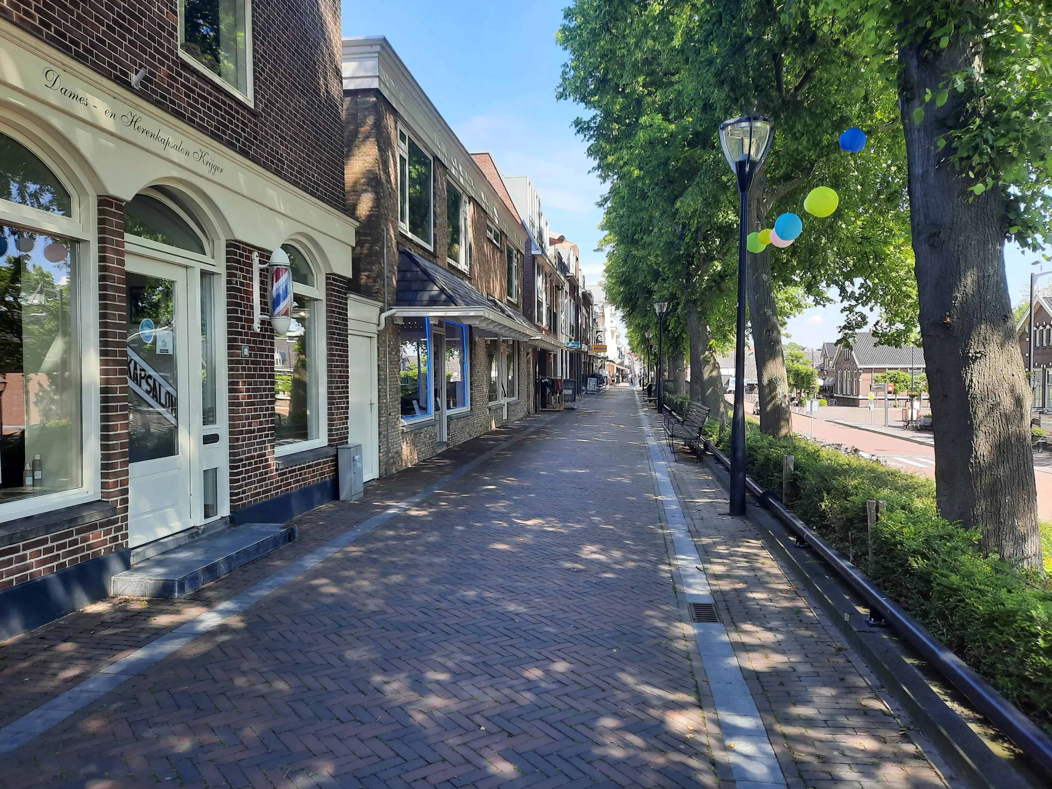 Dn-diek-middelharnis