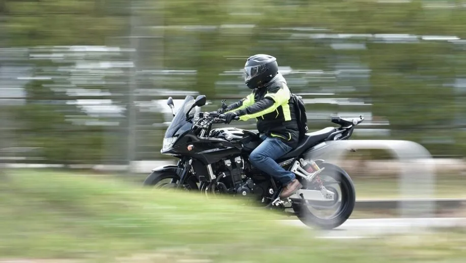 motorrijder 915x518 1