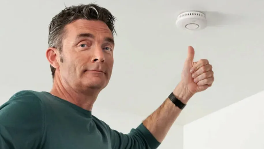 rookmelder 915x518 1