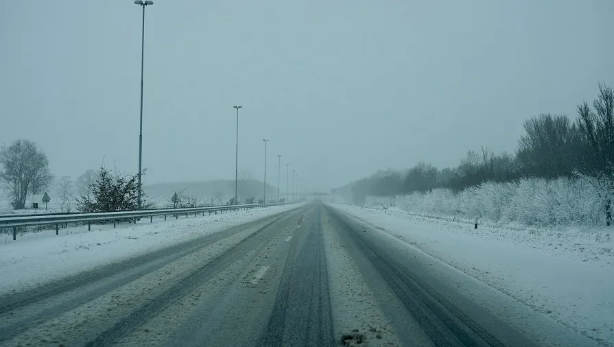 sneeuw snelweg