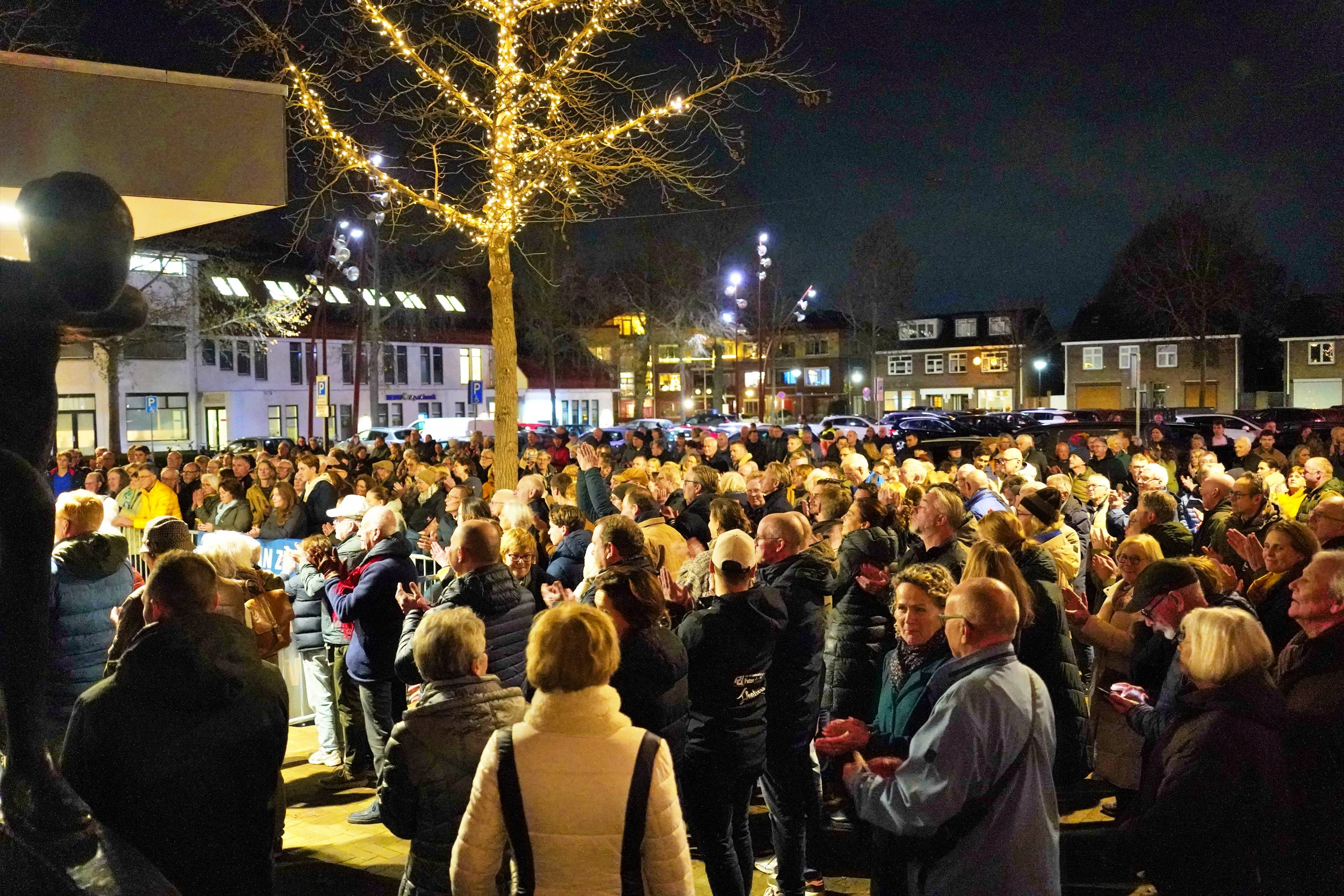 20251209 Demonstratie Windmolens Gemeentehuis Goirle  14