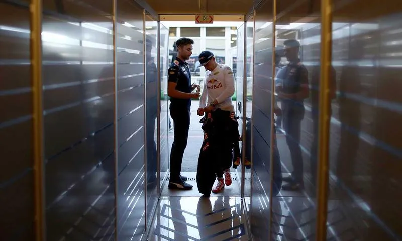 7c6442669e625018e659944a7d4d40c6b030b998