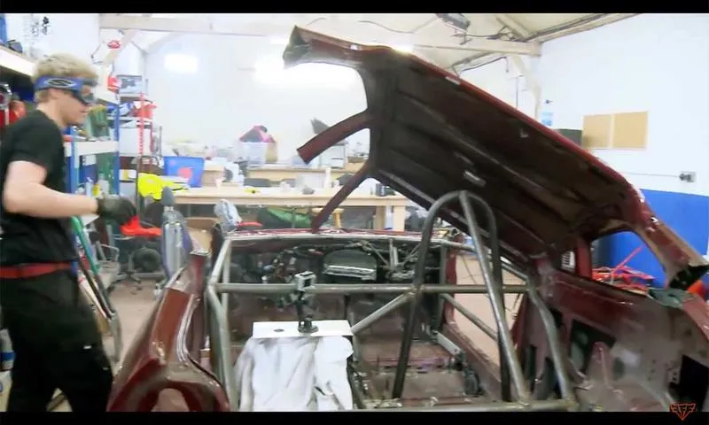 995fdcfc616bf0363e085de62eb7e42427a1a737