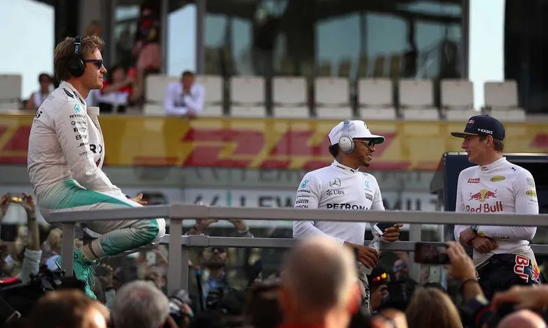 fcb5856827f7f474c9a262a7ce213afff4079126