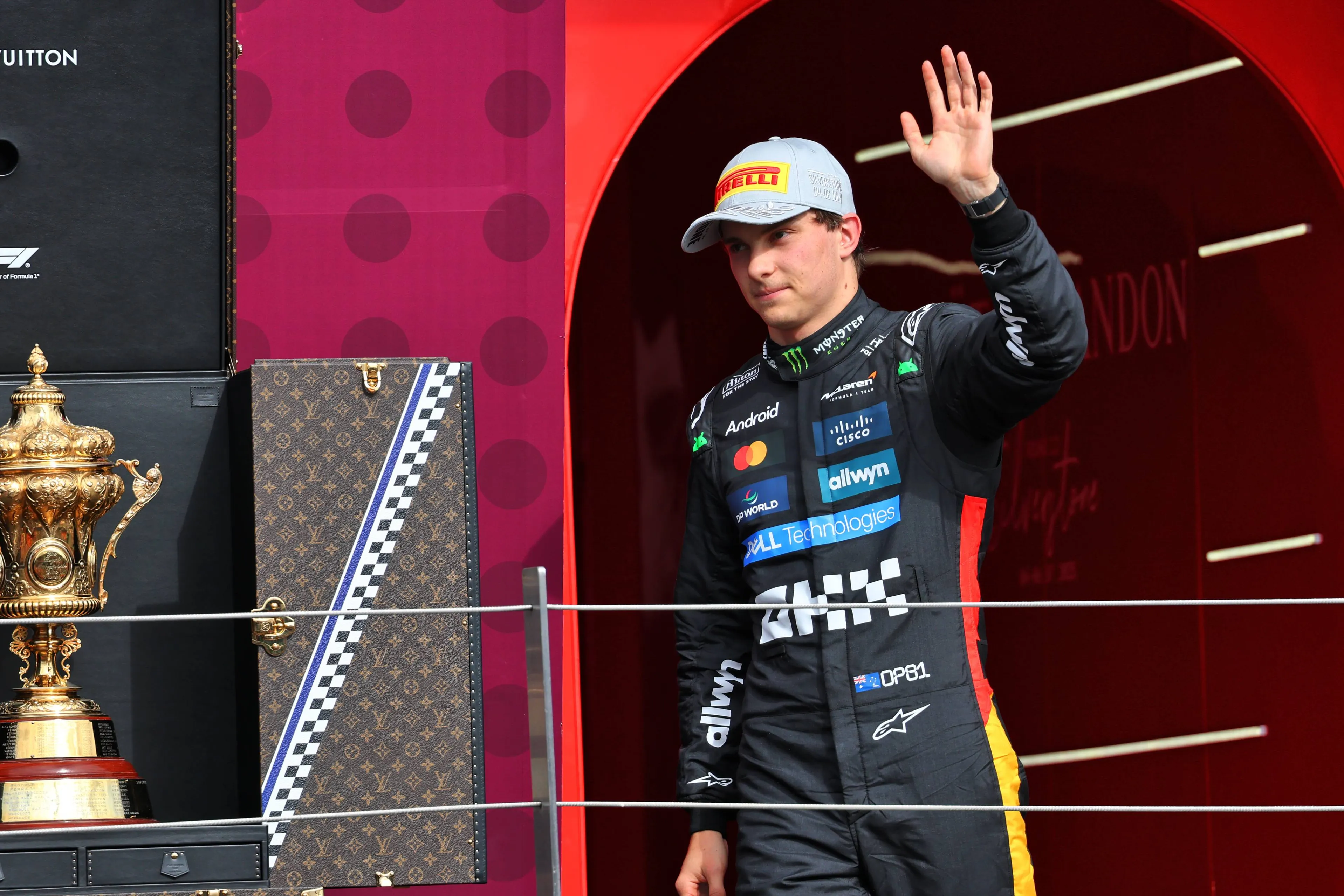 Piastri on his way to British GP podium