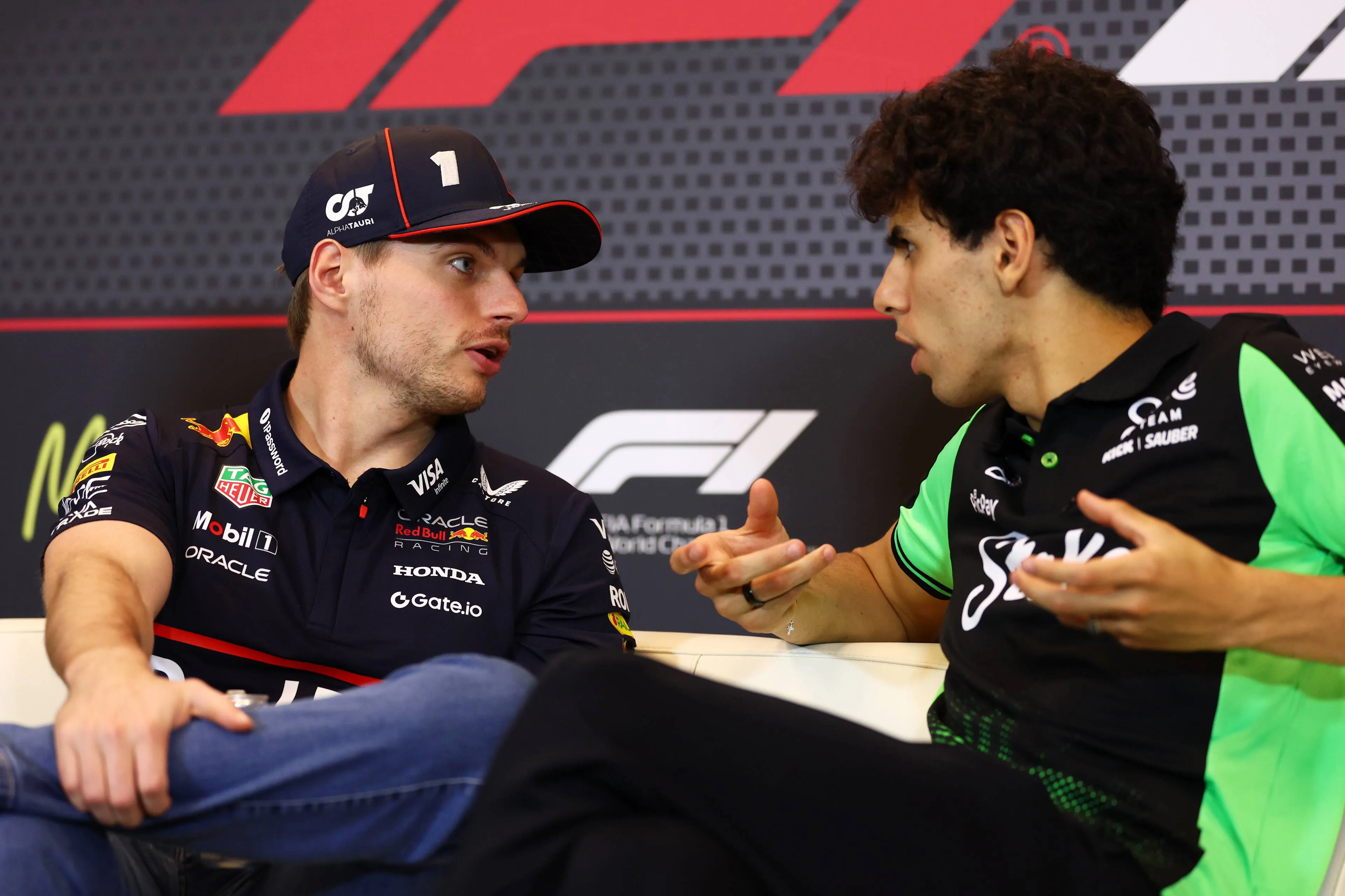 Max Verstappen en Gabriel Bortoleto