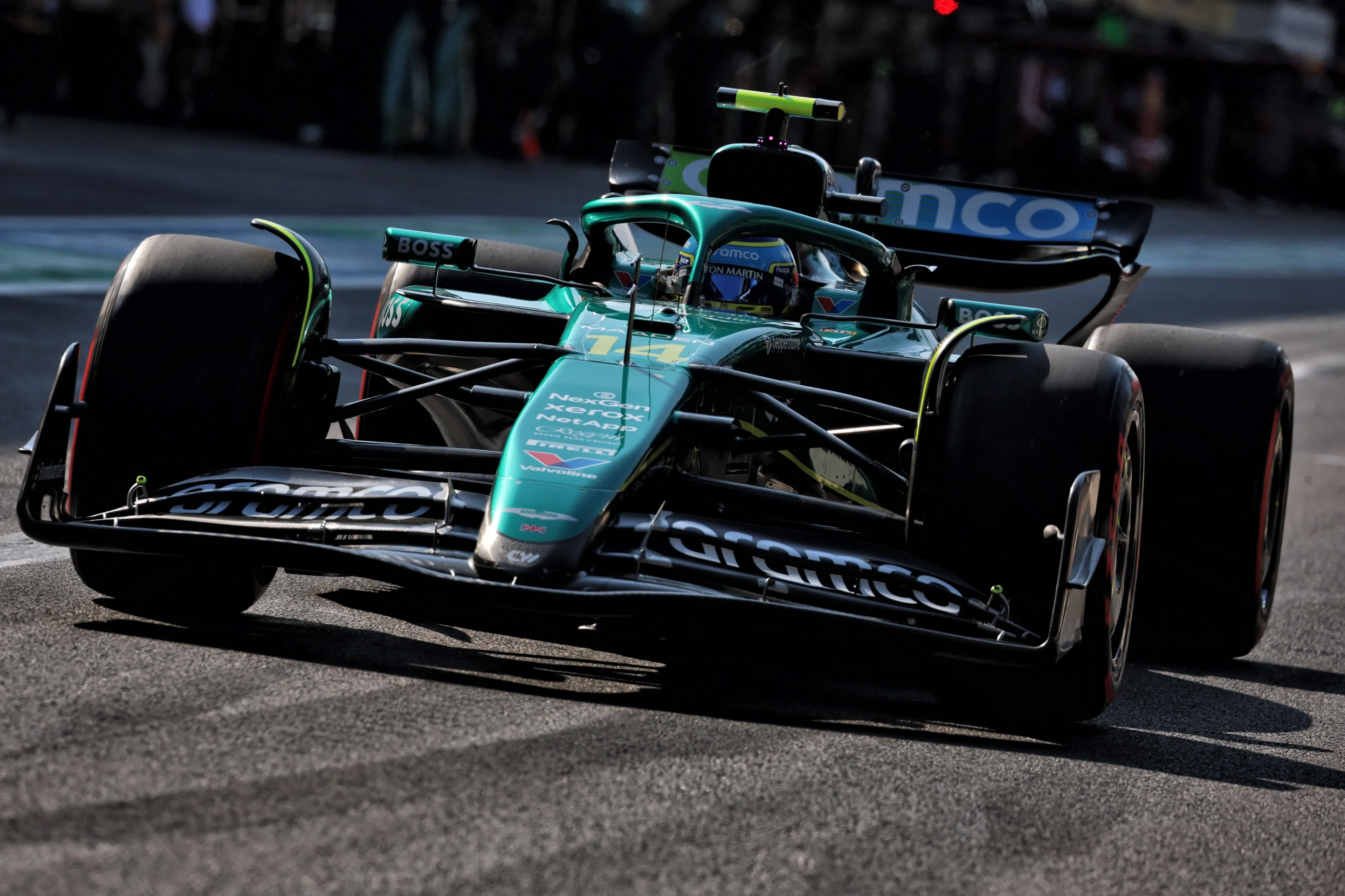 Alonso im Aston Martin