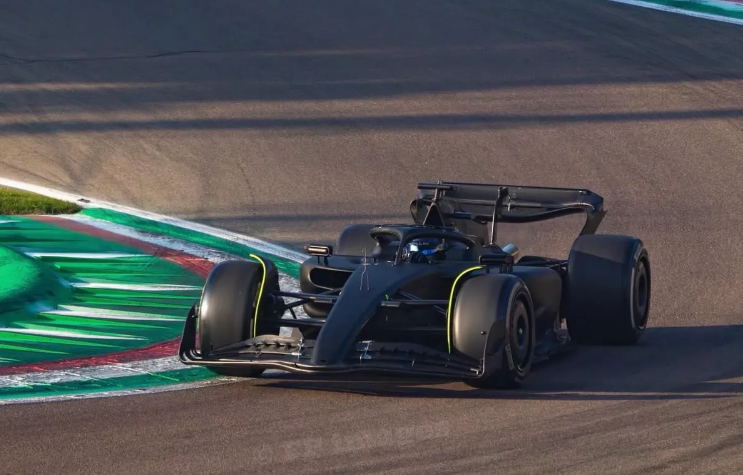 Perez test ferrari cadillac imolajpg