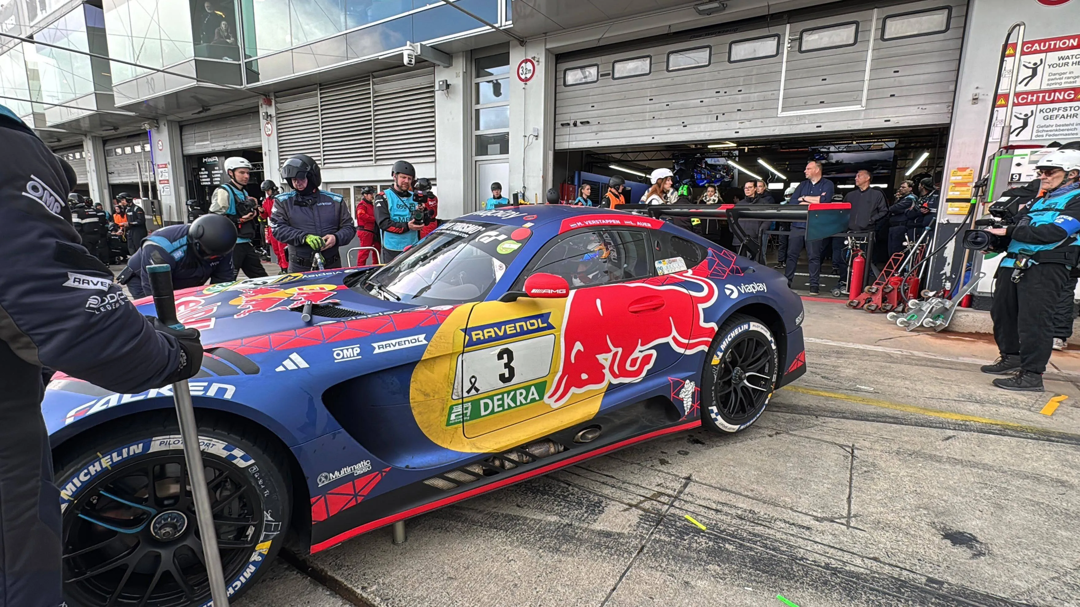 7ac186ff-461d-4fc2-97e9-44104d4857ff