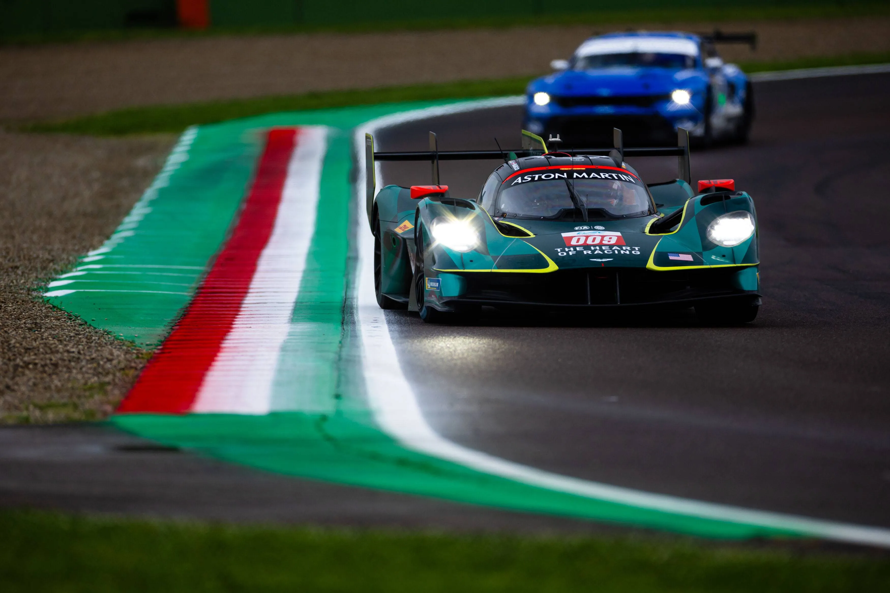 Aston-martin-valkyrie