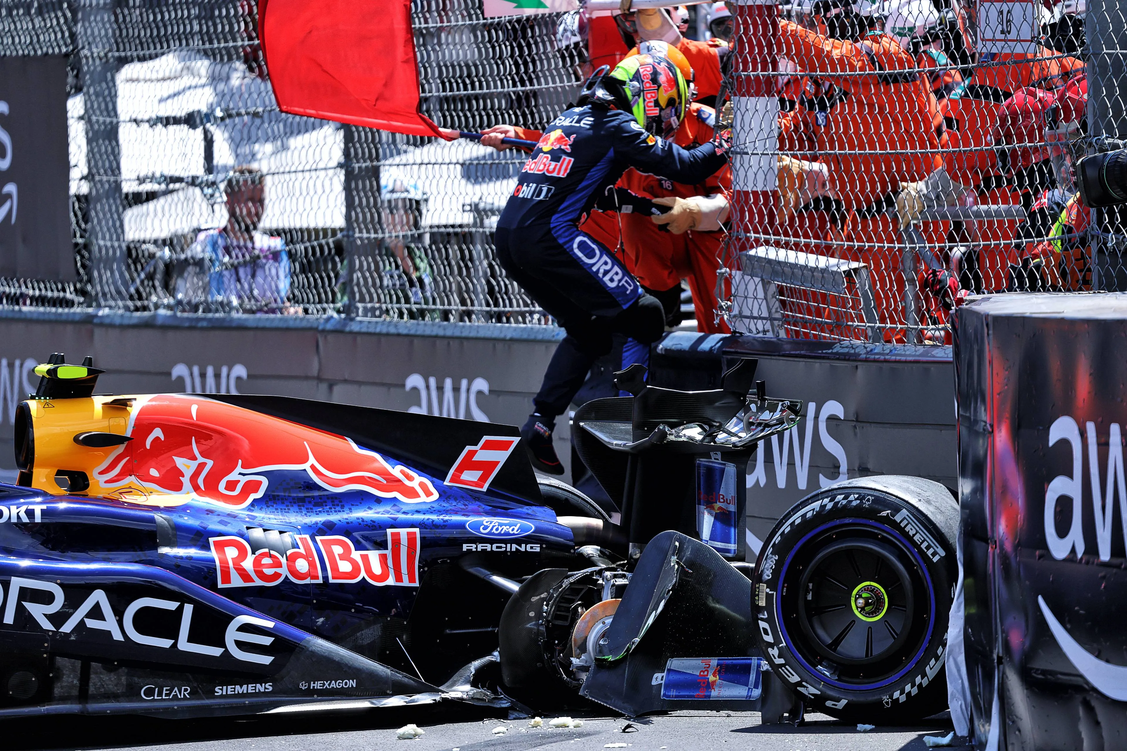 isack-hadjar-crash-monaco-vrijdag-2026
