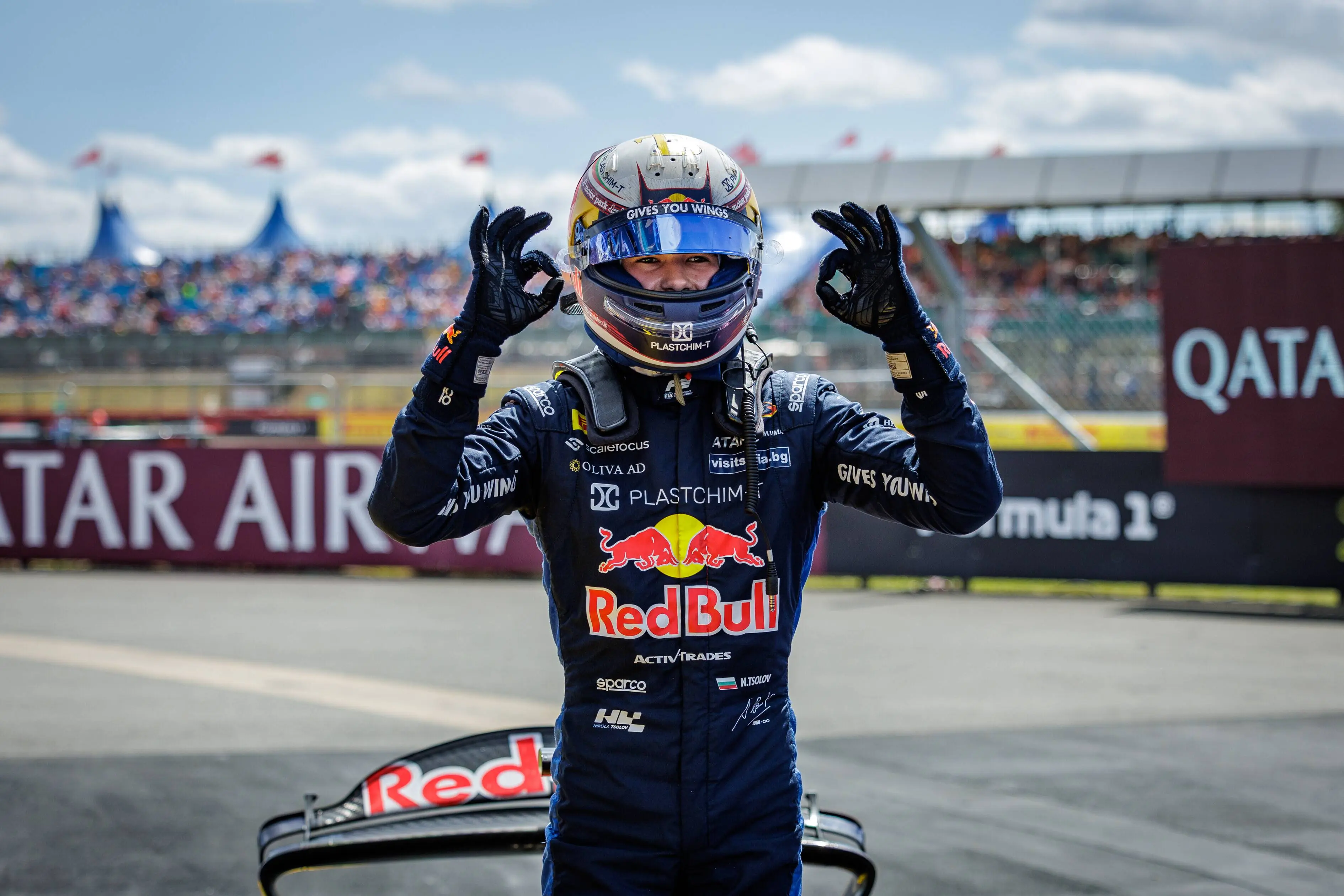 nikola-tsolov-red-bull