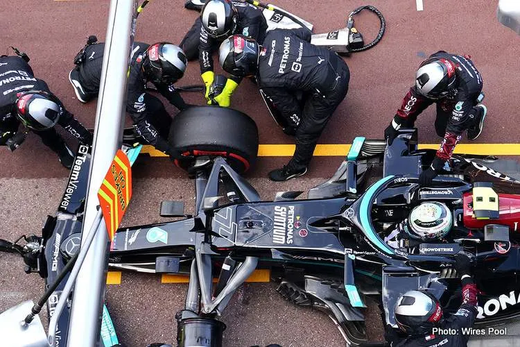bottas pitstop monaco 2021 mercedes