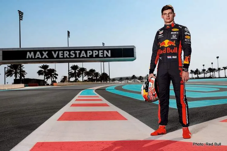 07 gal race suit 2019 1