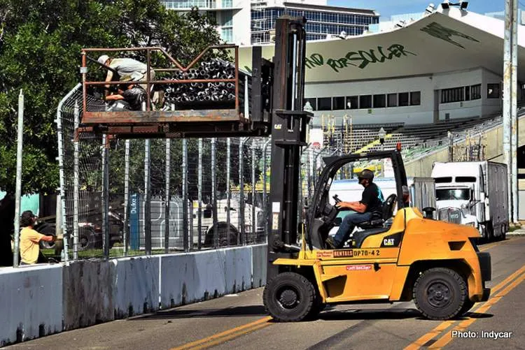 1 02 18 track build 001