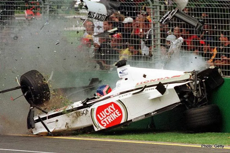 1 1155960 villeneuve 2001 australian grand prix crash