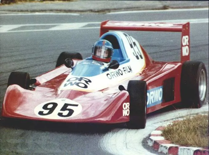 1 formula waster car