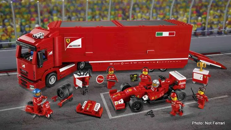 1 lego scuderiaferraritruck glamour