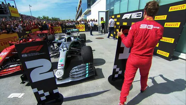 1 vettel moves sign