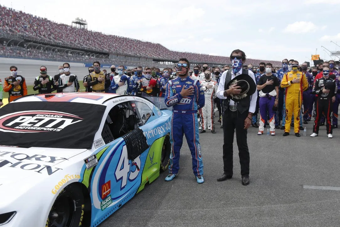 1592858131 08 nascartalladegaautoracing1a