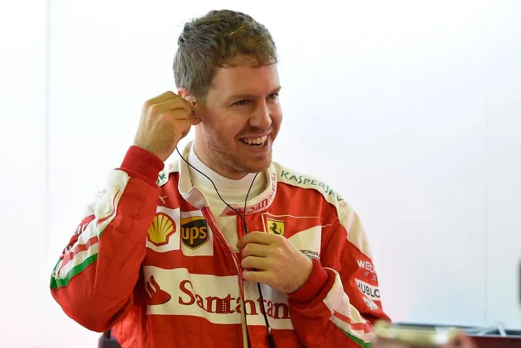 160023 test montmel sebastian vettel