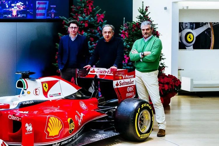 160095 f1 pranzo natale 001