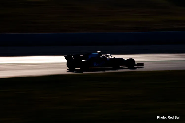 2019 barcelona f1 testing day 3 toro rosso 20 feb 19 8 53 56 pm