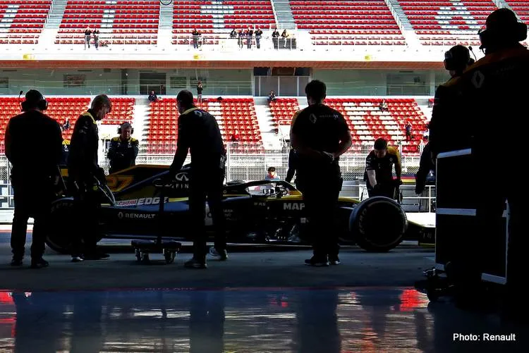 2019 f1 testing barcelona renault 19 feb 19 4 11 52 pm