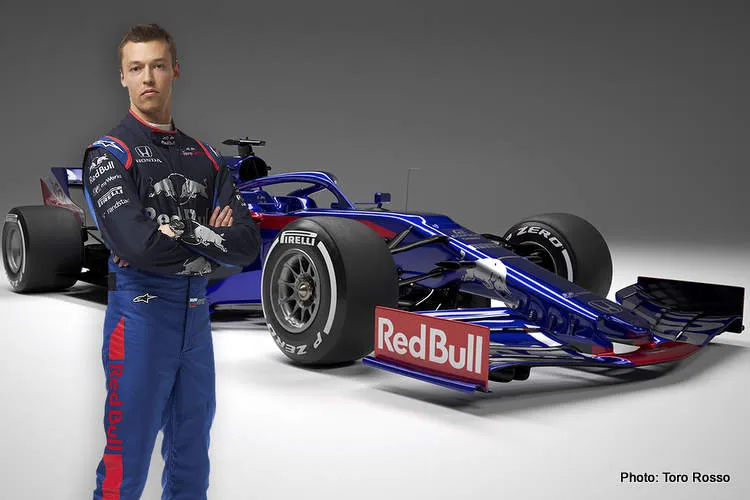 2019 toro rosso str14 f1 car photo 11 feb 19 3 06 030 1