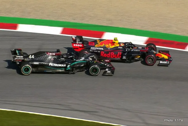 albon hamilton crash