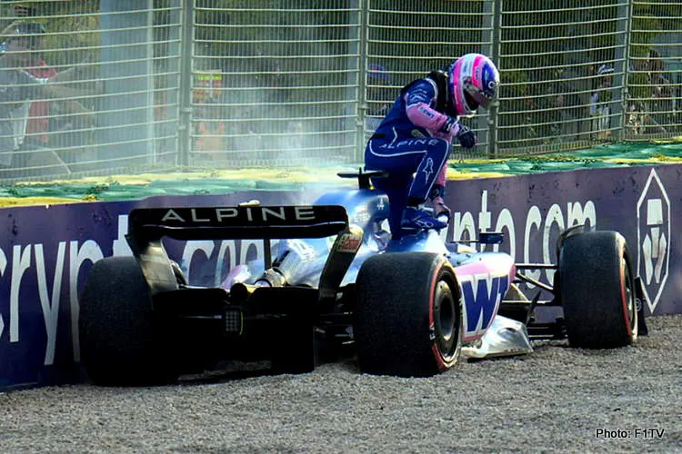 alonso crash melbourne 2022 australian gp f1 qualifying