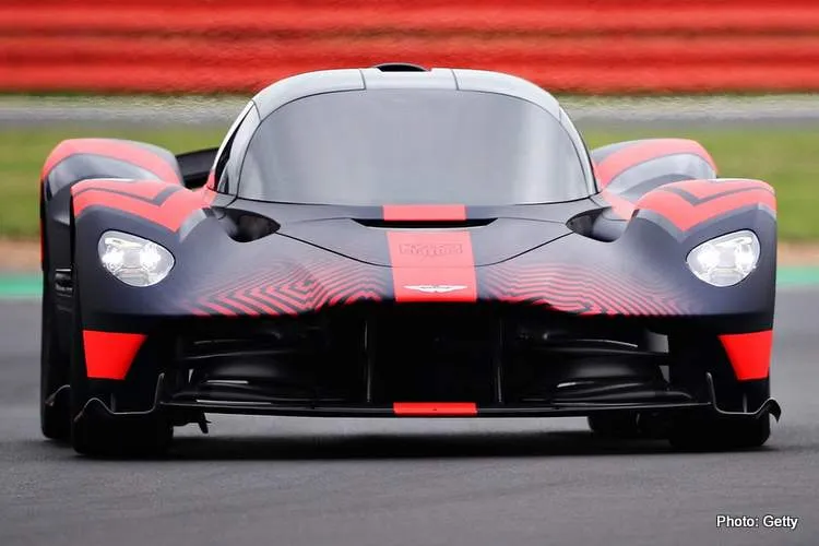 aston martin valkyrie on track photos 14 jul 19 11 43 01 am