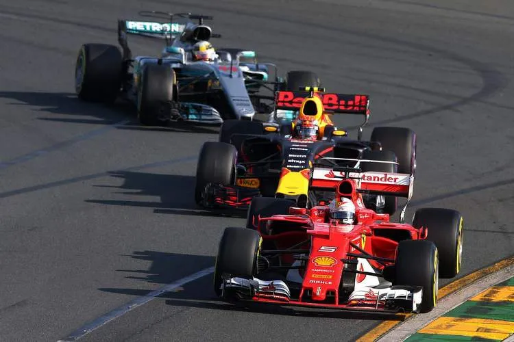 aus17 vettel verstappen hamilton3