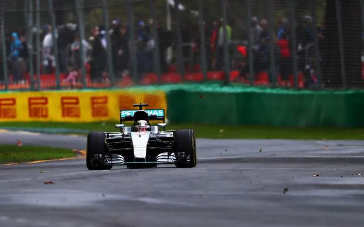 australianf1grandprixpracticehamilton2 001