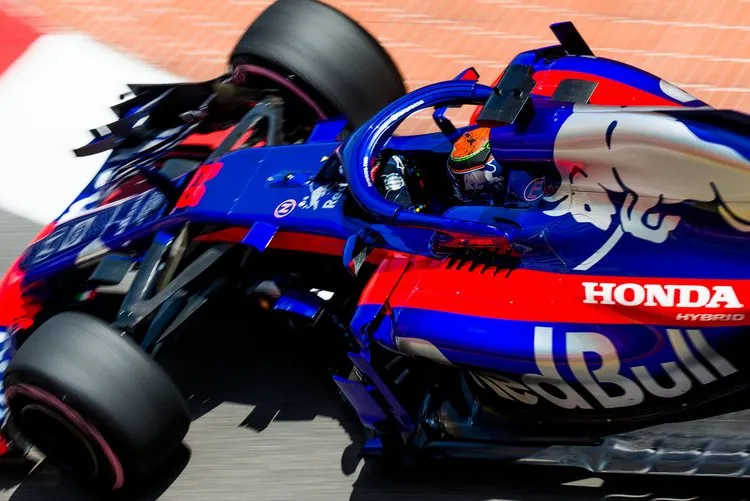 brendonhartleyf1grandprixmonacoqualifyingx1 6e7qr8shx