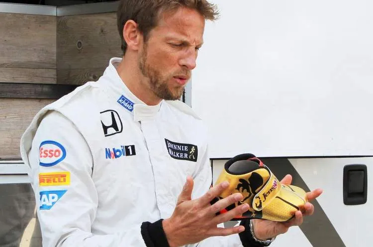 button johnnie walker golden boots