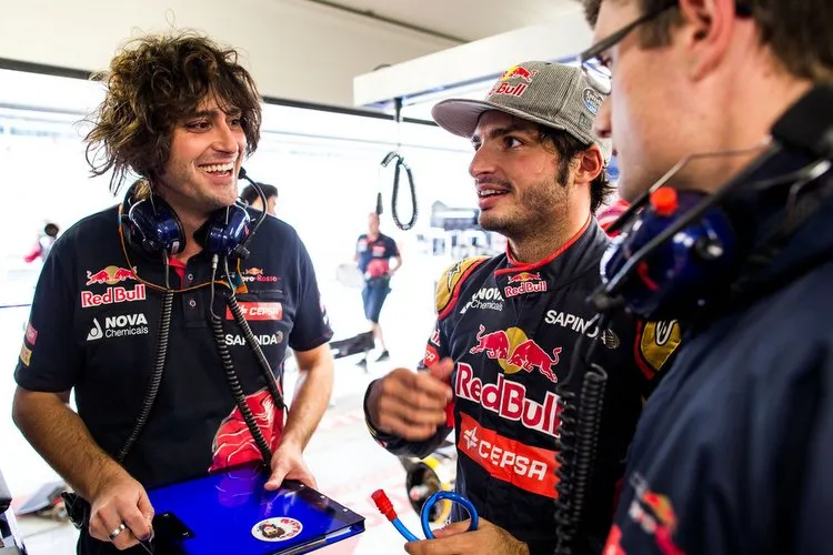 carlos sainz f1 grand prix russia practice 98knrfbt4fx