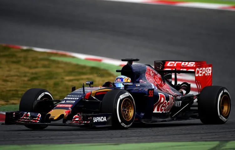carlos sainz f1 testing barcelona day 1 otdjbd1fjodx