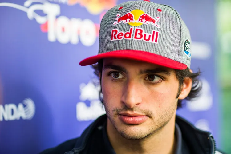 carlossainzf1grandprixchinapreviews3iubmi7lvf0x