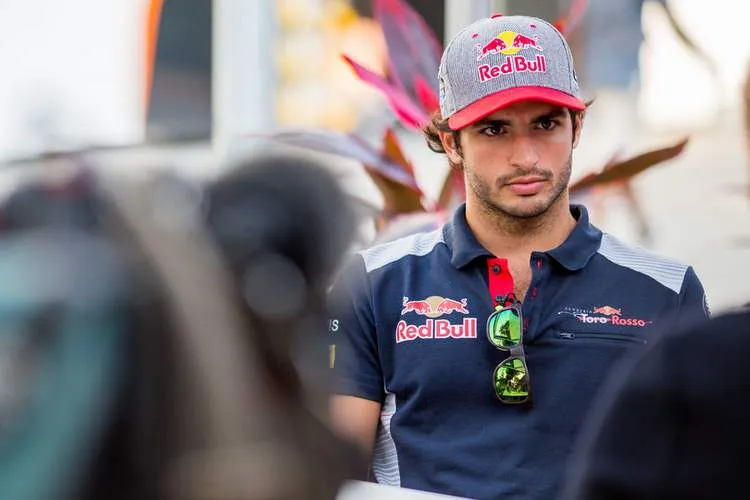 carlossainzf1grandprixsingaporepreviewssnx7mfsqbzjx 001