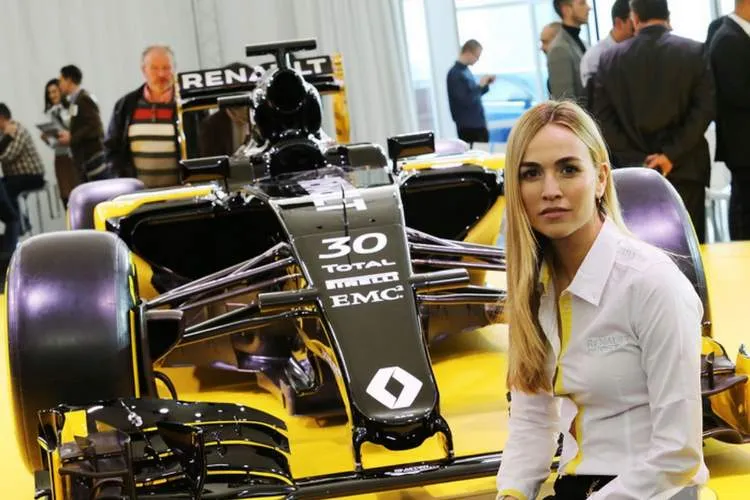 carmen jorda renault laf1 0