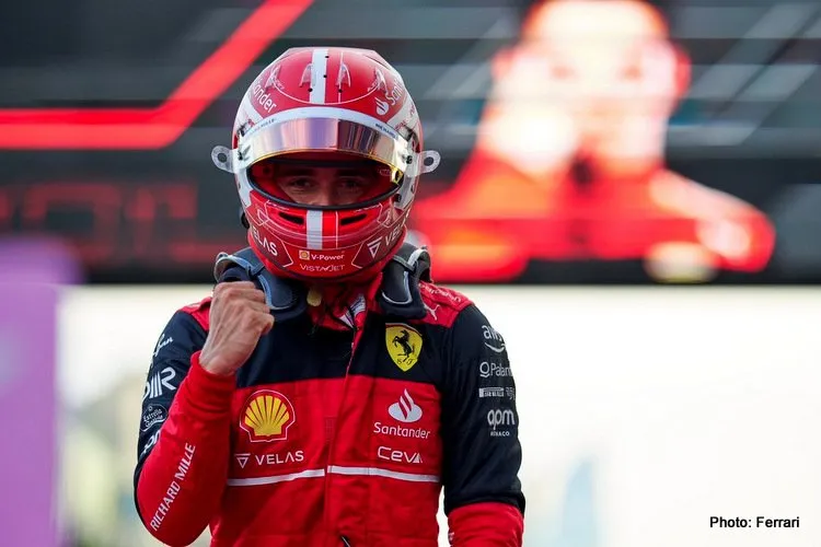 charles leclerc pole postion baku 2022
