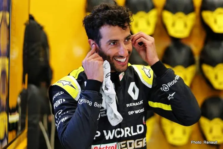 daniel ricciardo smile 1