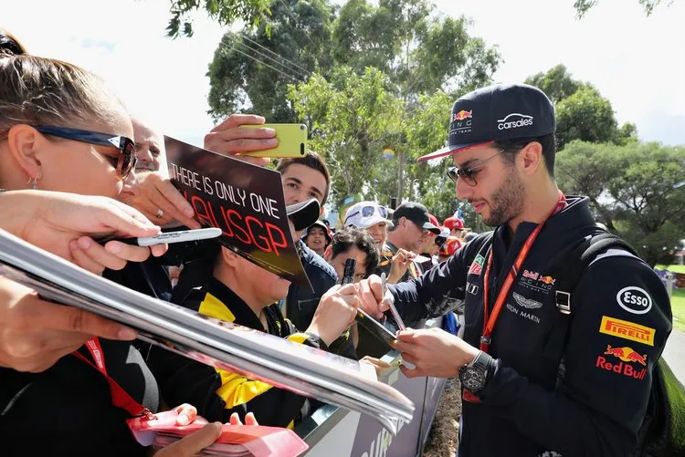 danielricciardoaustralianf1grandprixrytdihsud7xx