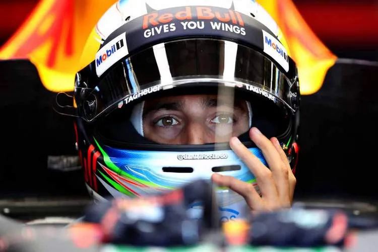 danielricciardof1grandprixhungaryqualifyingdtvulb1t7u5x 1